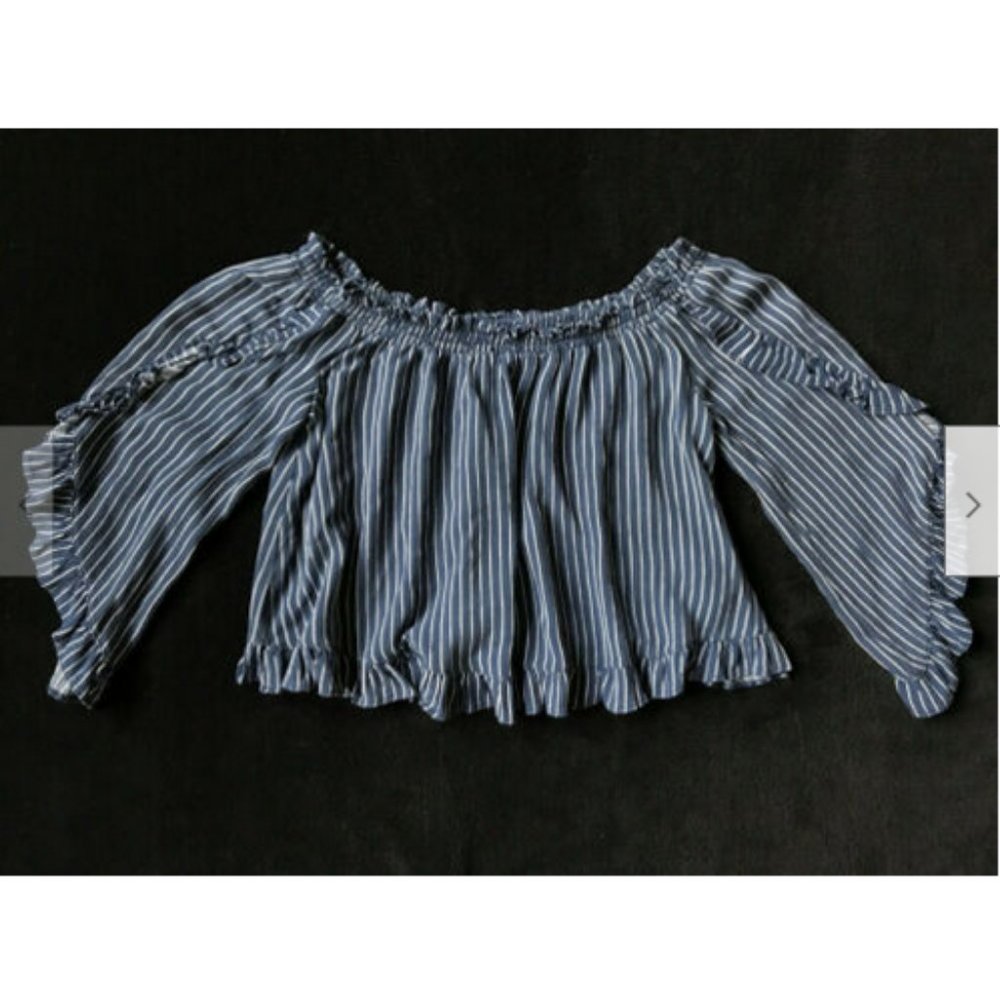 American Eagle Boho Cropped Blue Stripe Ruffle Top
